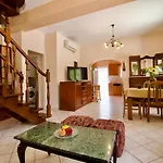 Villa Joya *
